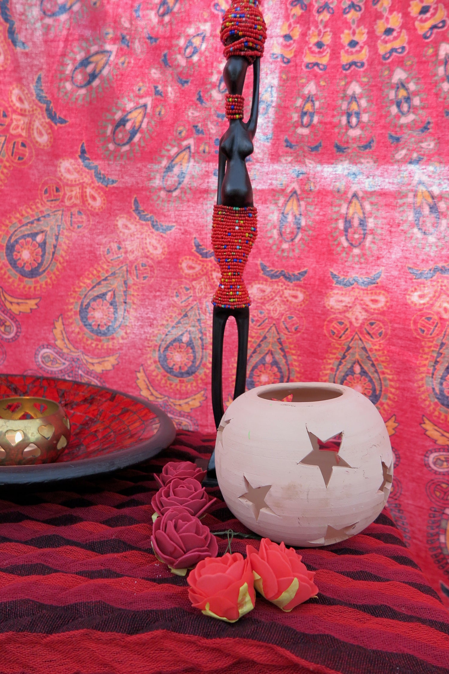 Rode Tent – Full Service Human | Kundalini Energie, Yoga & Coaching