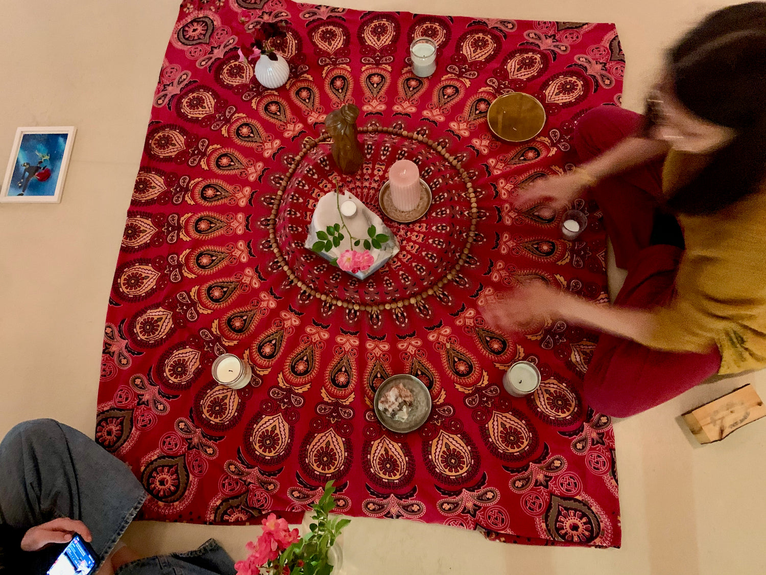 Rode Tent – Full Service Human | Kundalini Energie, Yoga & Coaching